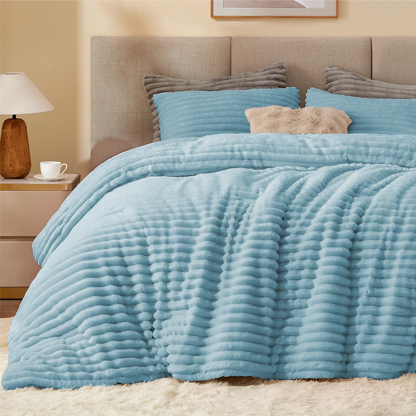 Bedelite Fleece King Comforter Set -Super Soft & Warm Fluffy Light Blue Bedding, Luxury Fuzzy Heavy Bed Set For Winter With 2 Pi